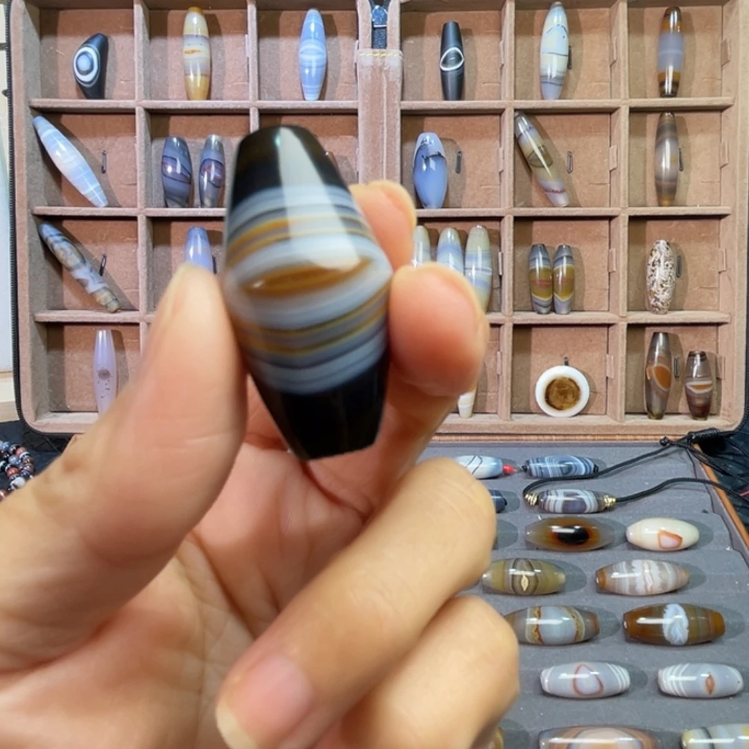 用***v玛瑙/玉髓合金颈饰