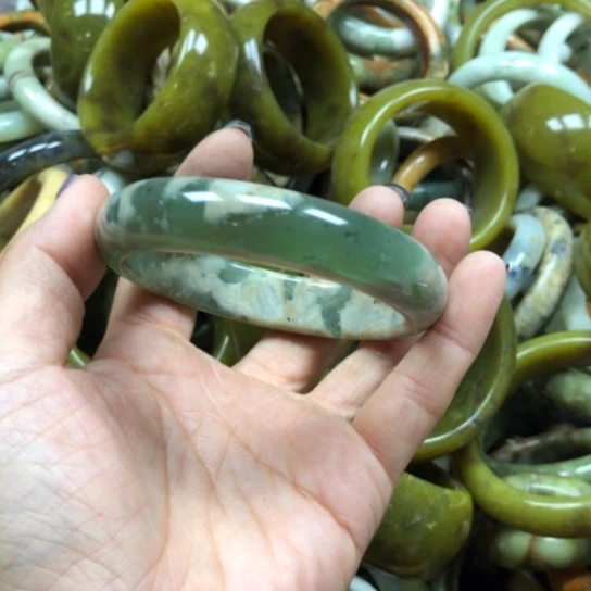 未镶嵌蛇纹石玉手镯用****4