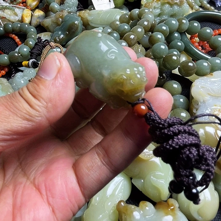 张***h和田玉未镶嵌吊坠(不含链)