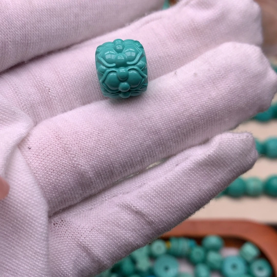 手工精工雕刻并蒂莲花尺寸11.4