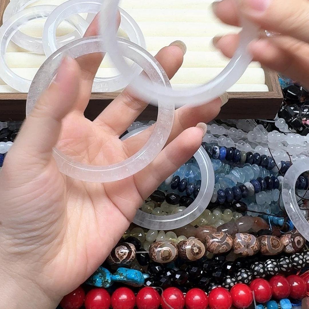 玛瑙/玉髓合金珠宝半成品鲸**海一个62口白水晶手镯