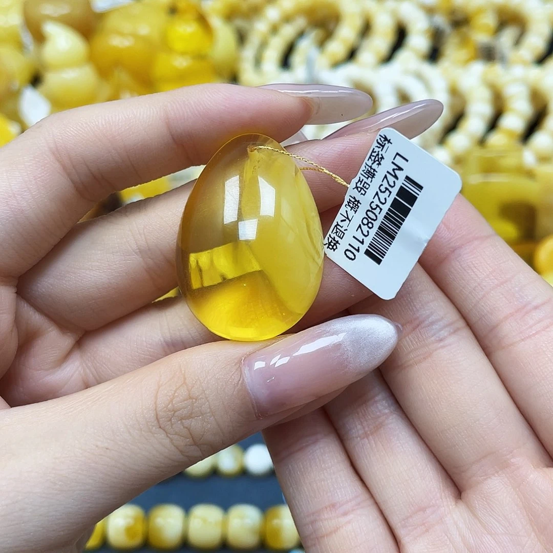 蜜蜡未镶嵌裸石水滴34✖️24✖️12mm瑕