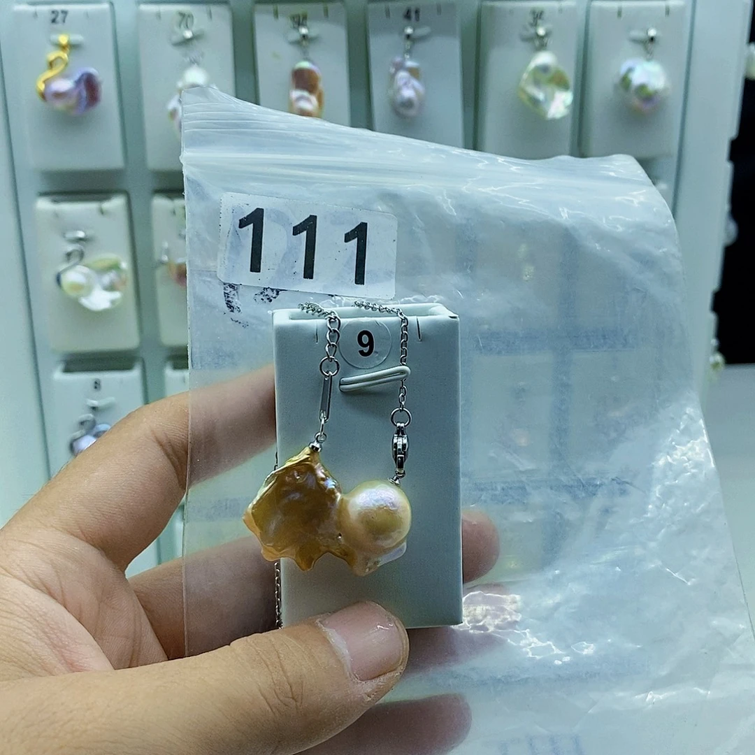 淡水珍珠合金颈饰