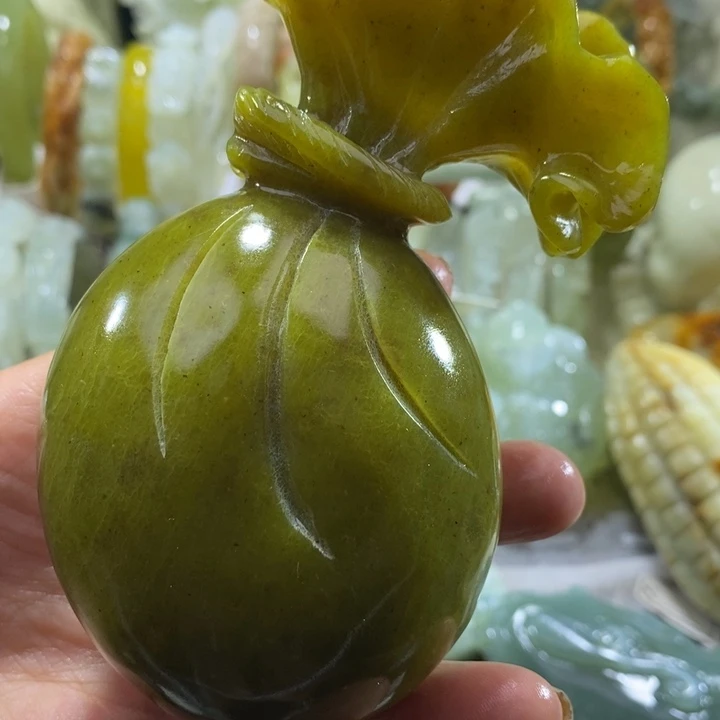 岫玉未镶嵌岫玉手把