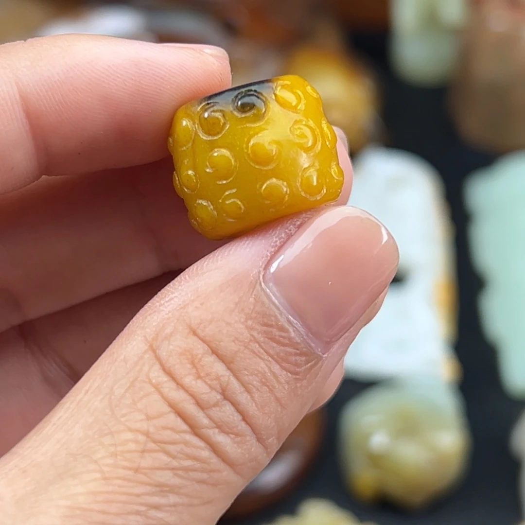 未镶嵌颈饰玛瑙/玉髓