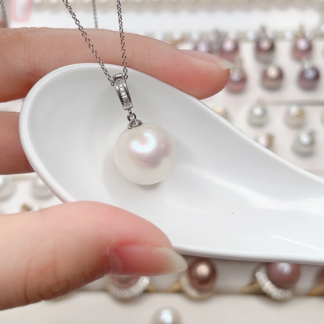 淡水珍珠吊坠(赠链)合金