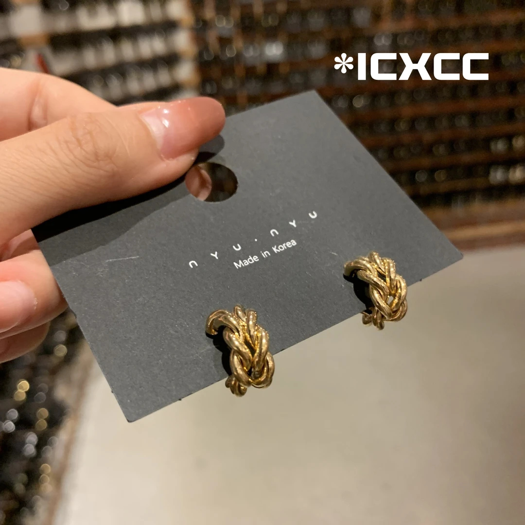 铜合金耳饰 轻奢高级感麻花耳钉气质复古2025新款爆款耳环小众