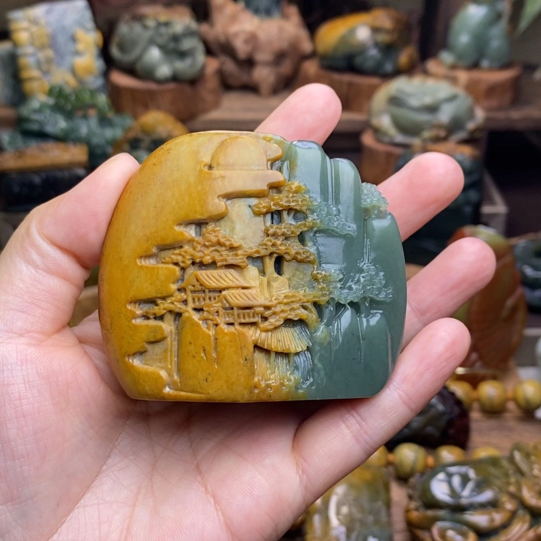 立***漆岫岩河磨玉（透闪石质玉）未镶嵌摆件