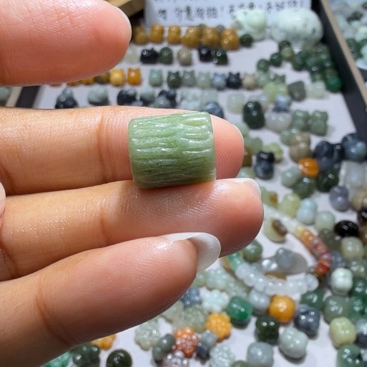 未镶嵌和田玉珠宝半成品