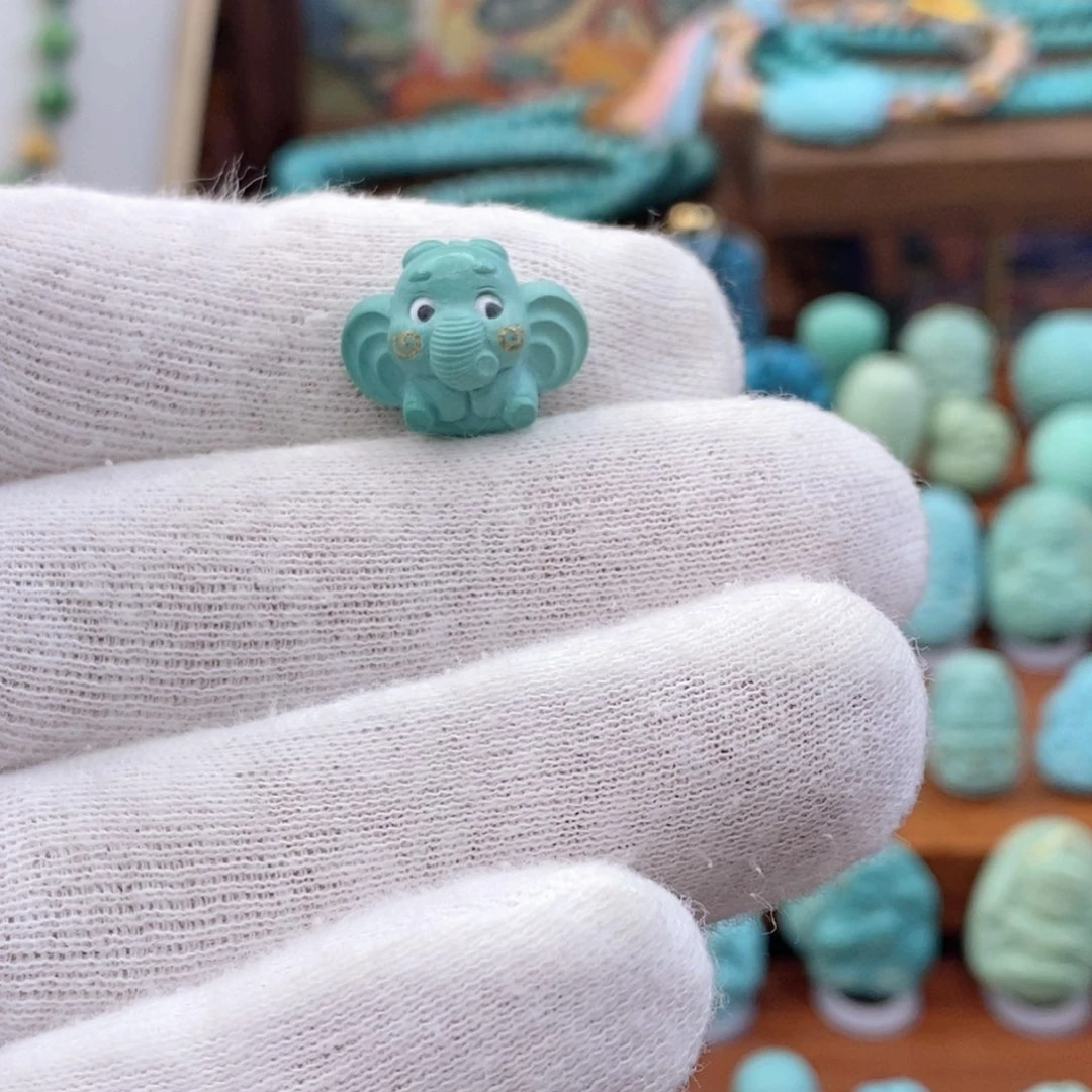 未镶嵌绿松石珠宝奇石