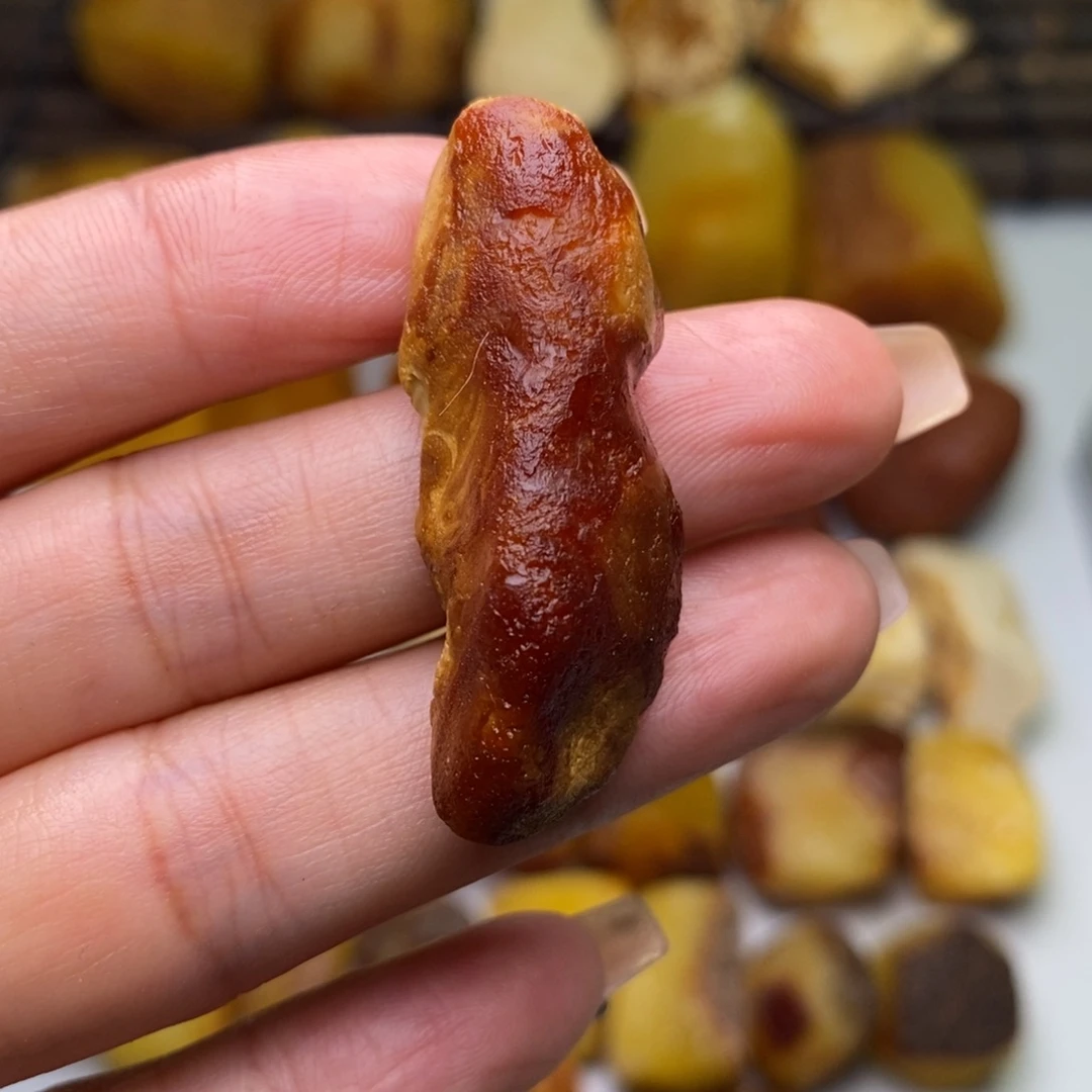 定制琥珀天然蜜蜡乌料