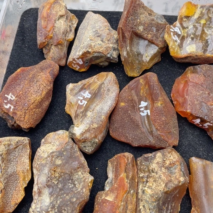 定制琥珀未镶嵌琥珀