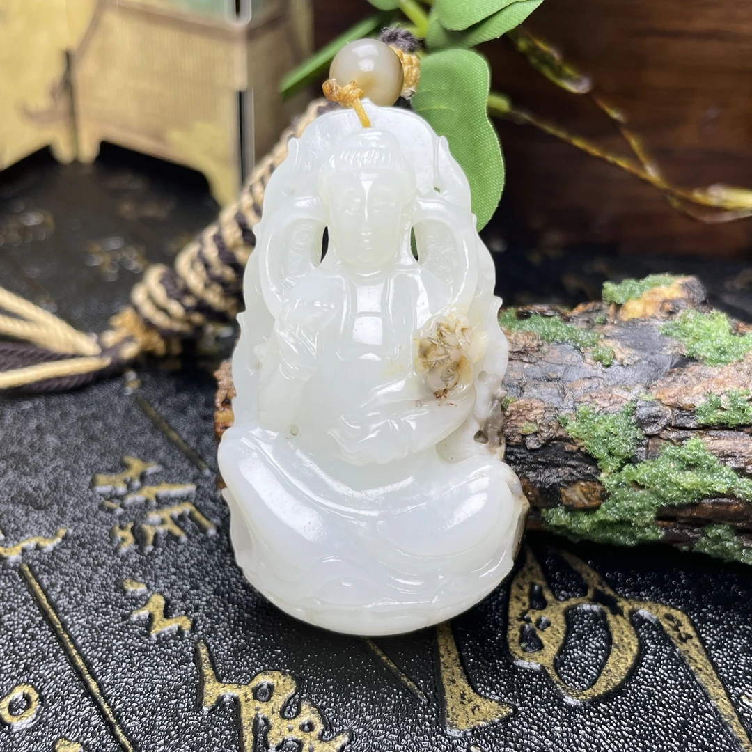 新疆和田玉立体观音吊坠黑皮白玉挂件俏色雕刻纯手工