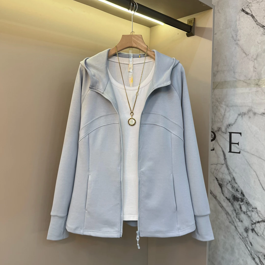 秋季大码女装2025休闲精致简约连帽纯色别致百搭长袖上衣J801