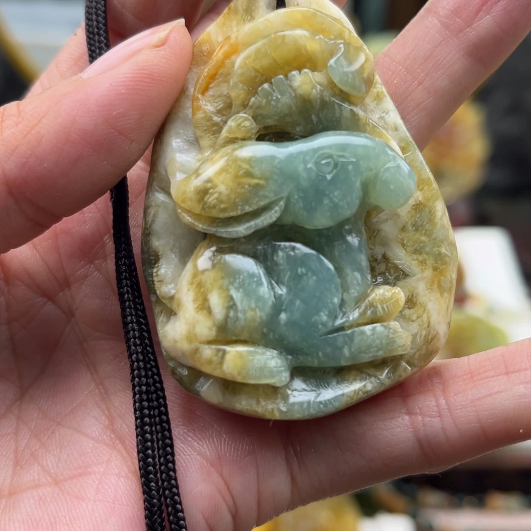 岫玉未镶嵌挂件挂件