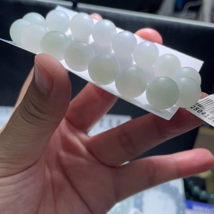 定制翡翠未镶嵌翡翠卡12+