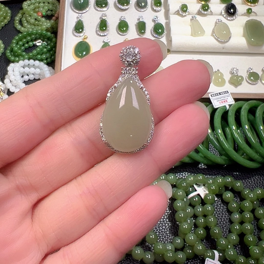 和田玉银S925镶嵌颈饰