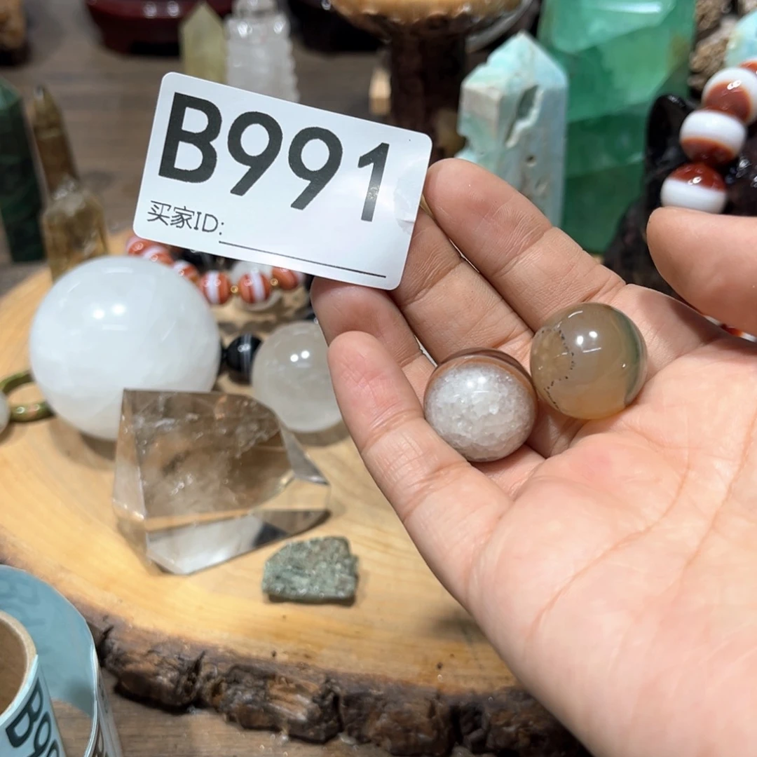 未镶嵌珠宝半成品水晶?**?多样性发其一微瑕