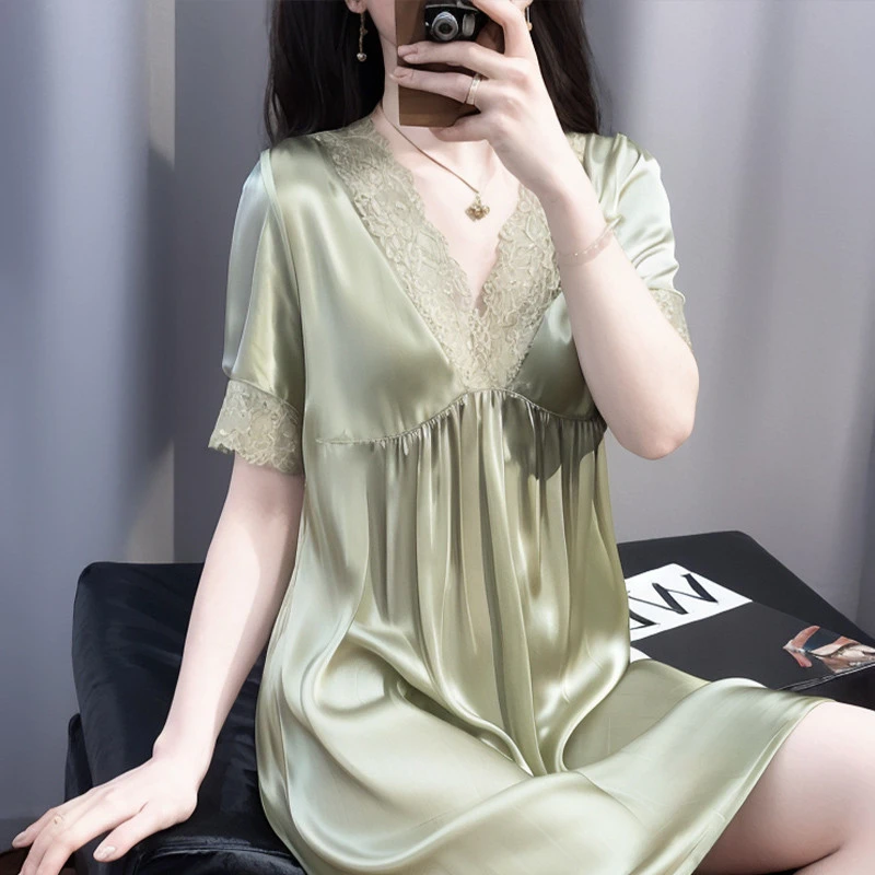 维多利亚水光绸性感睡裙女夏季冰丝短袖V领蕾丝中长版睡衣高级感