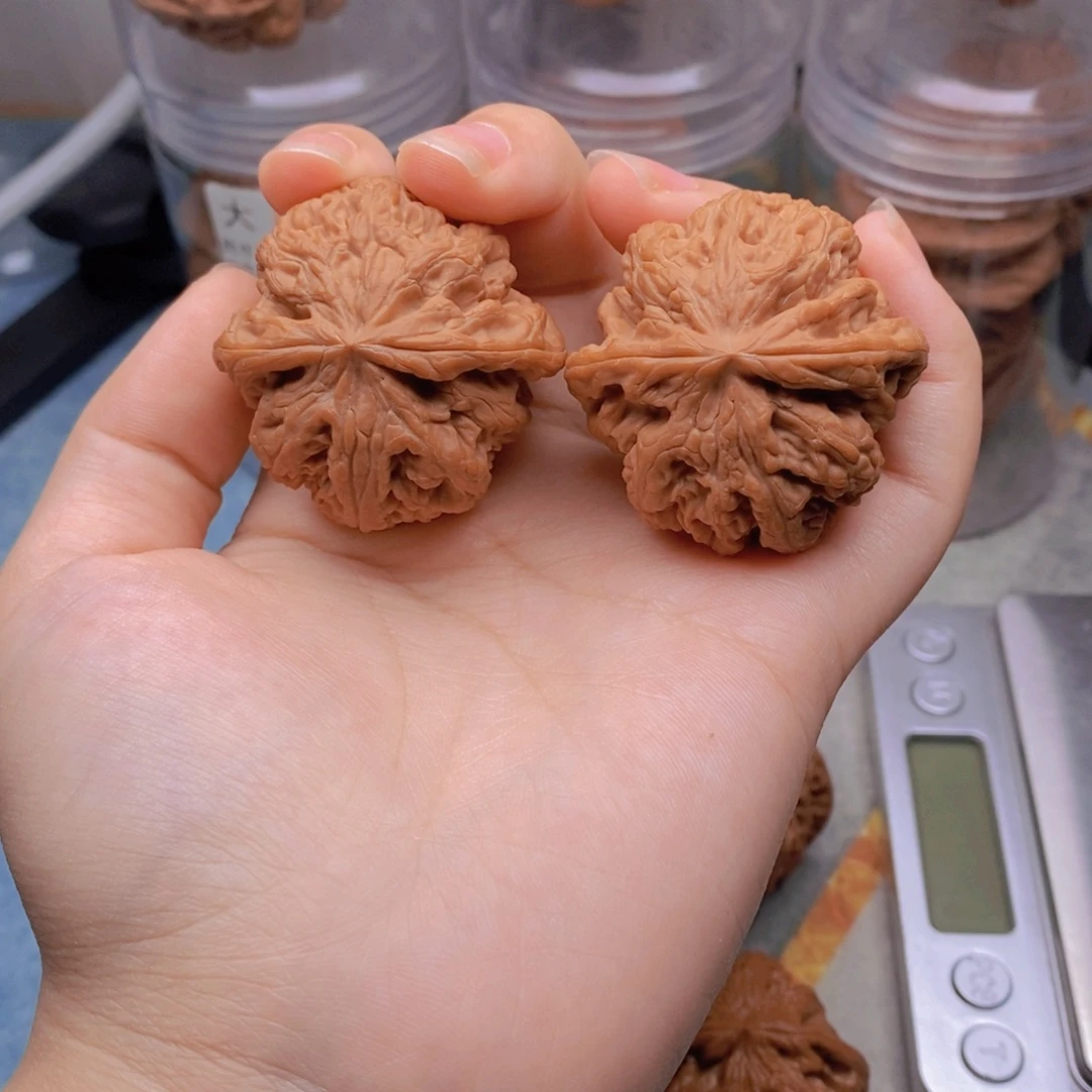 ＊***心文玩核桃吊坠粗筋精品对41