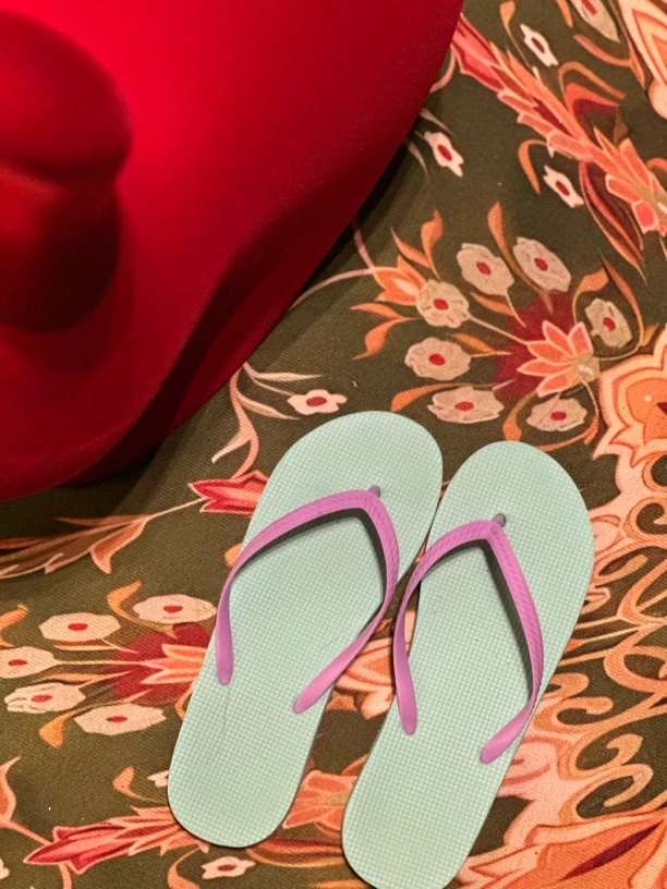 【黄雨萱】休闲外穿人字拖女款沙滩凉拖鞋新款爆款防滑