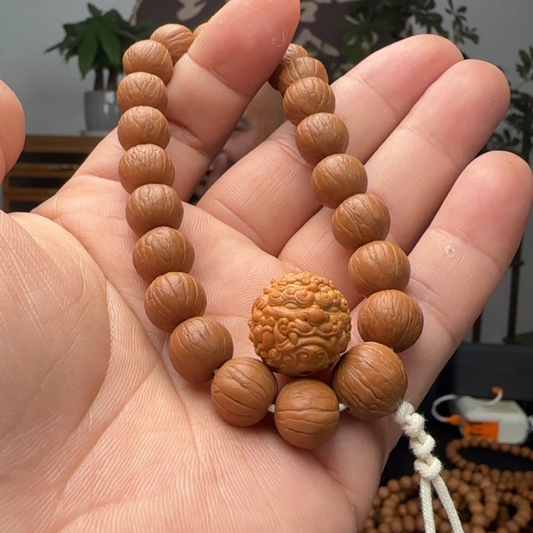 手串猴头核桃聚宝盆