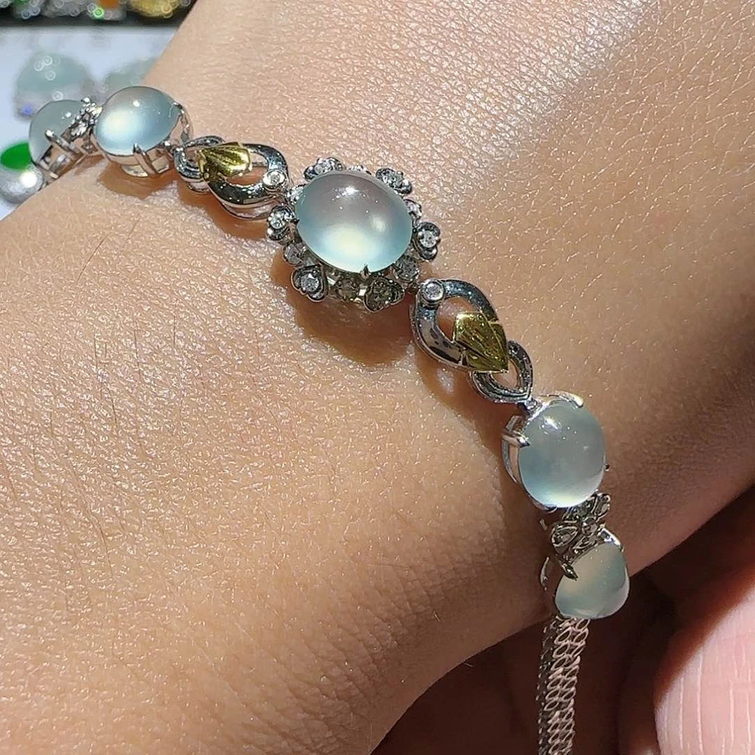 【闪购商品】18K金镶嵌手链翡翠天然