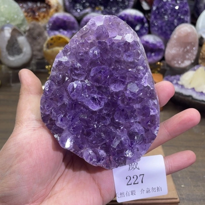 未镶嵌水晶珠宝半成品