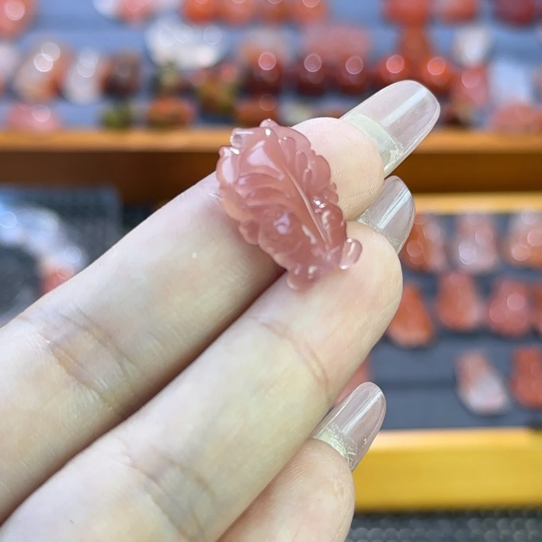 明***天南红玛瑙未镶嵌珠宝半成品金鱼7