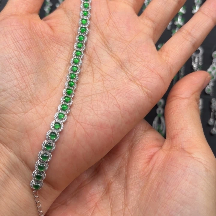 一***树翡翠银S925镶嵌耳饰