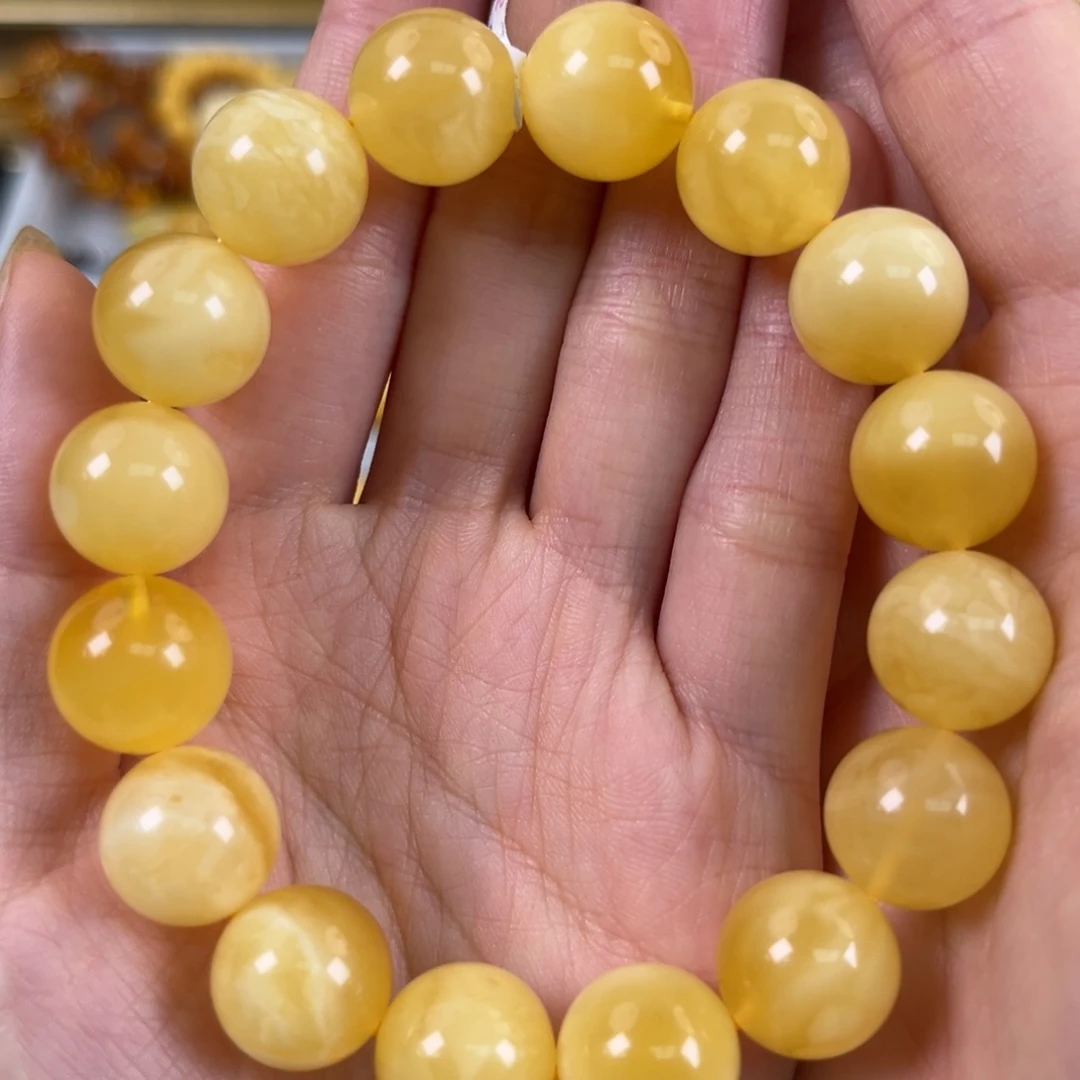 裸石琥珀未镶嵌13+白花溶洞