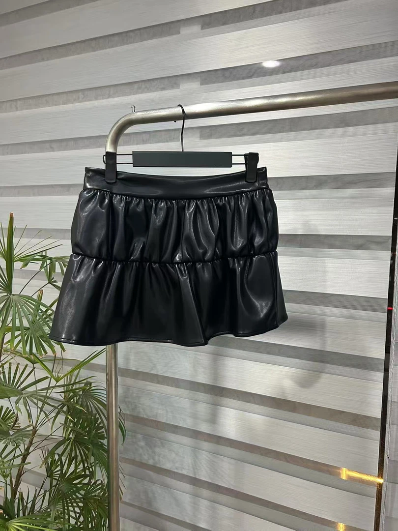 属ta实用！太洋气了！法单质感pu皮褶皱蛋糕短裙