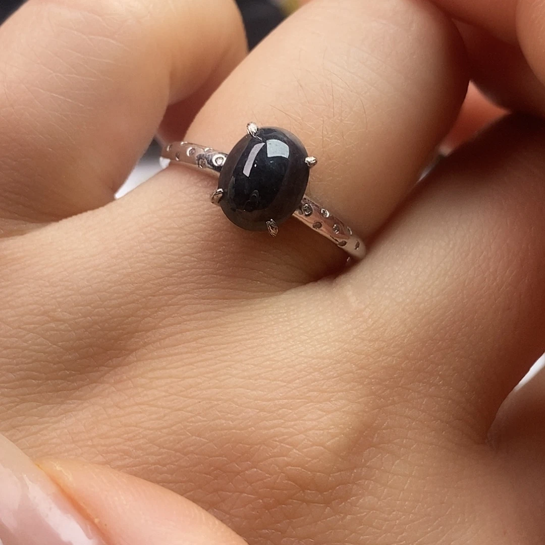 翡翠未镶嵌戒指翡翠