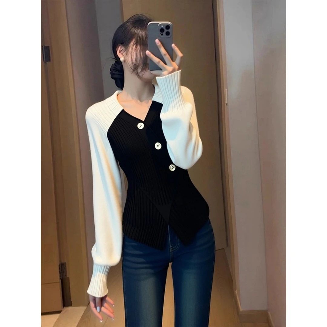 时尚优雅黑白撞色V领长袖针织衫2025秋冬新款小香风气质修身上衣