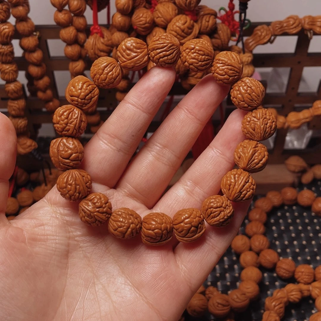 木质类龙纹桃枭手串