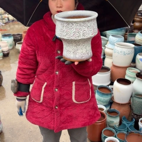 口21高21瑕疵盆子。