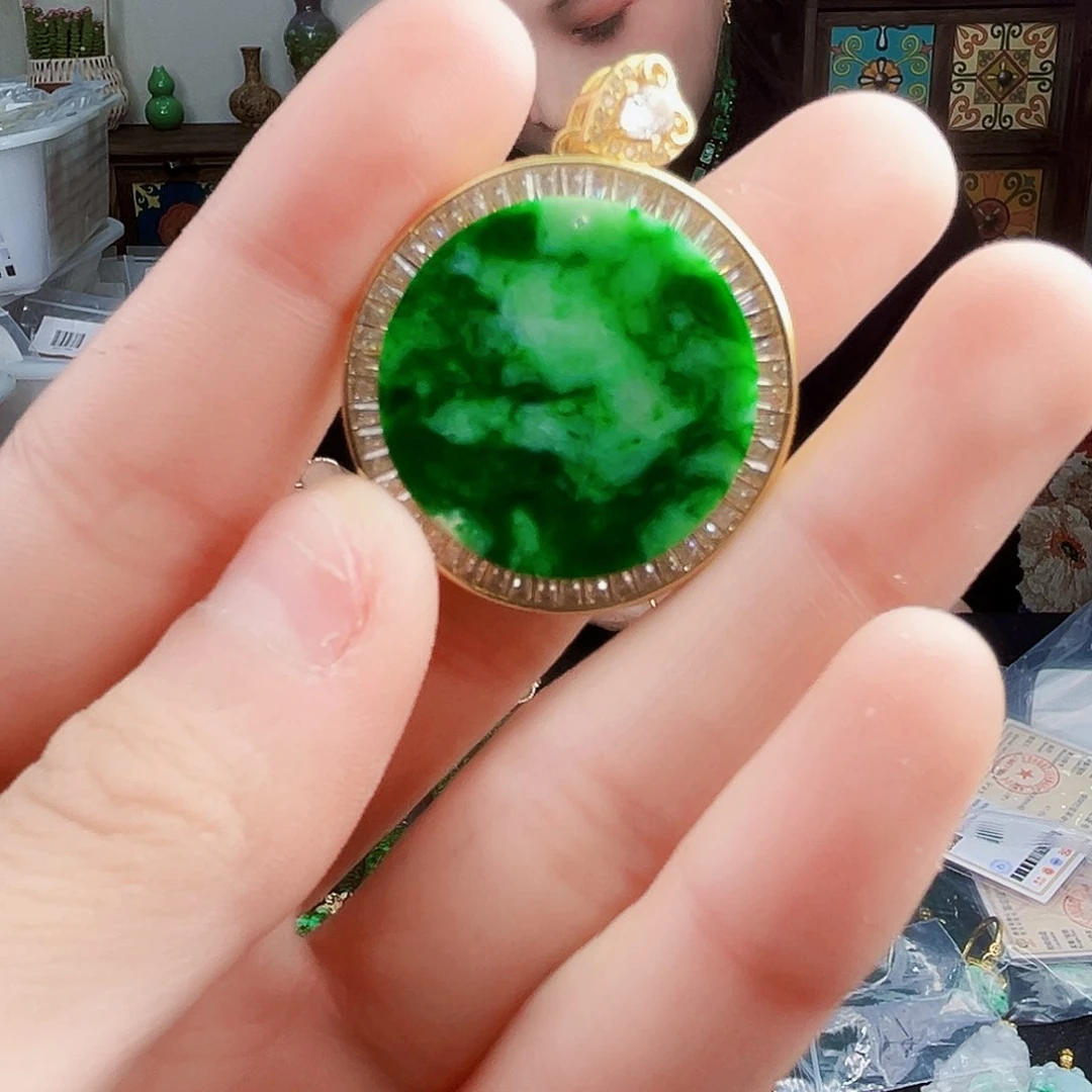 颈饰银S925镶嵌翡翠多样性