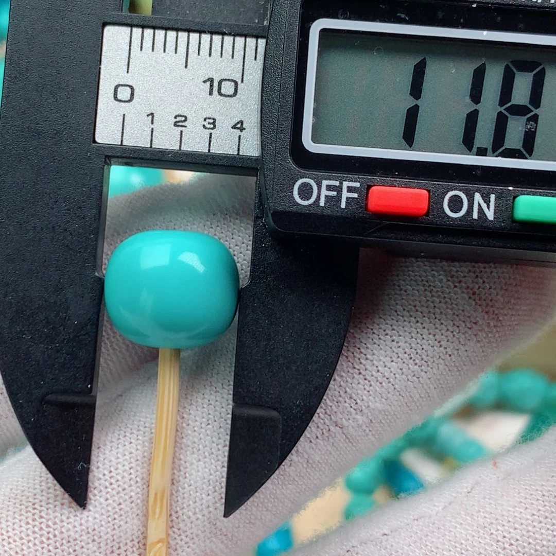 绿松石颈饰未镶嵌