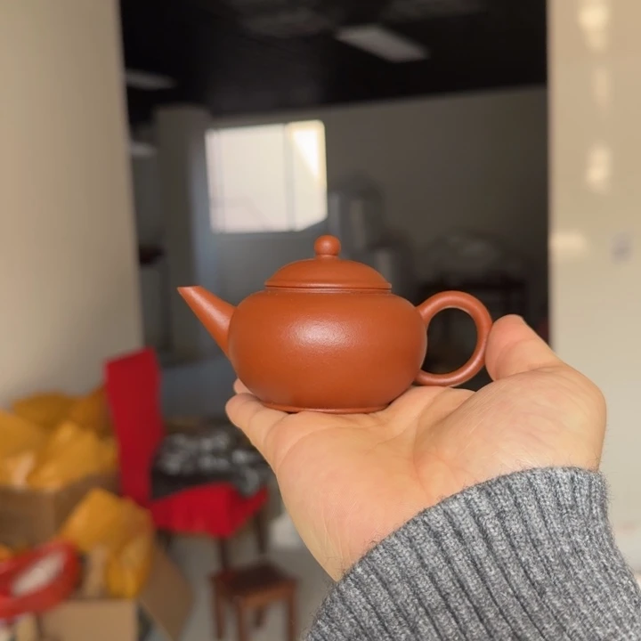 紫砂茶壶朱泥水平100毫升诗句底款