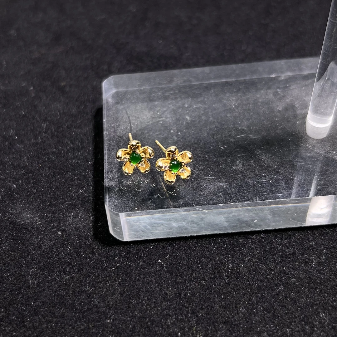 阳绿翡翠小花耳钉s925 KT24120726