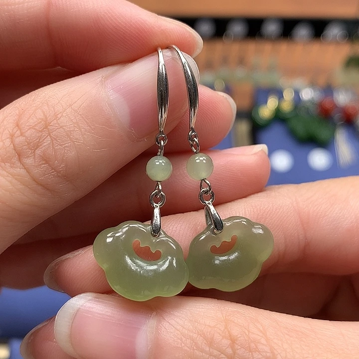 和田玉银S925镶嵌耳饰如意锁16左右晴水