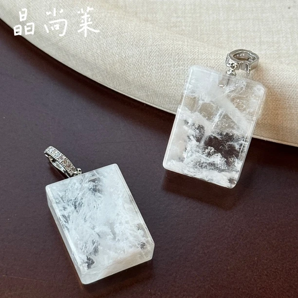 天然雪花幽灵水晶无事牌透体万能扣赠链子多样性发其一