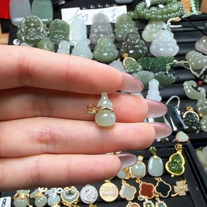 颈饰银S925镶嵌和田玉