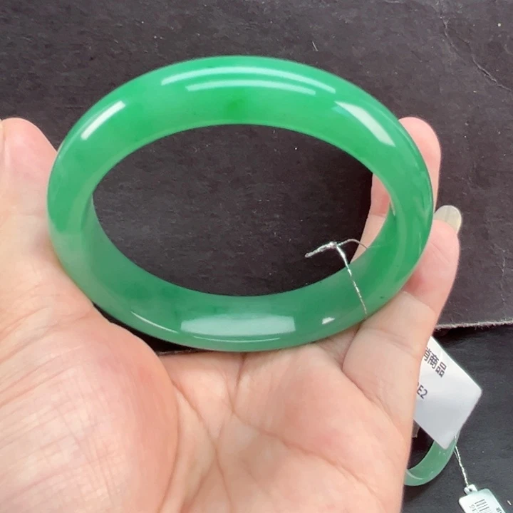 未镶嵌手镯石英质玉04-13