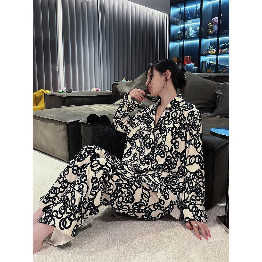 法式老钱风锁环印花冰丝睡衣女春秋季新款长袖长裤家居服套装外穿