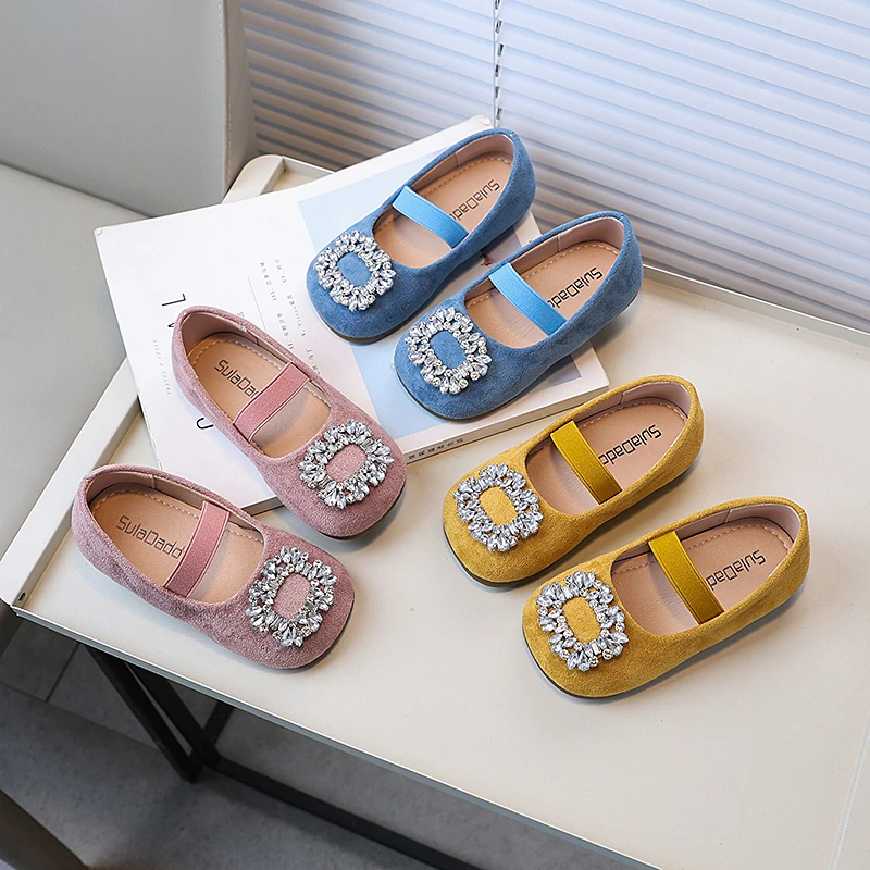 女童皮鞋2025春秋新款小香风儿童软底单鞋宝宝多色一脚蹬公主豆豆