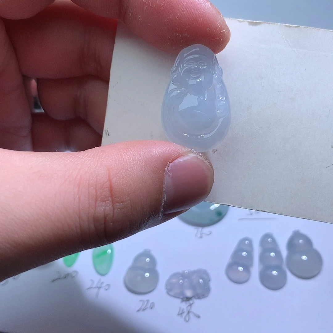 翡翠散珠财爷爷吊坠