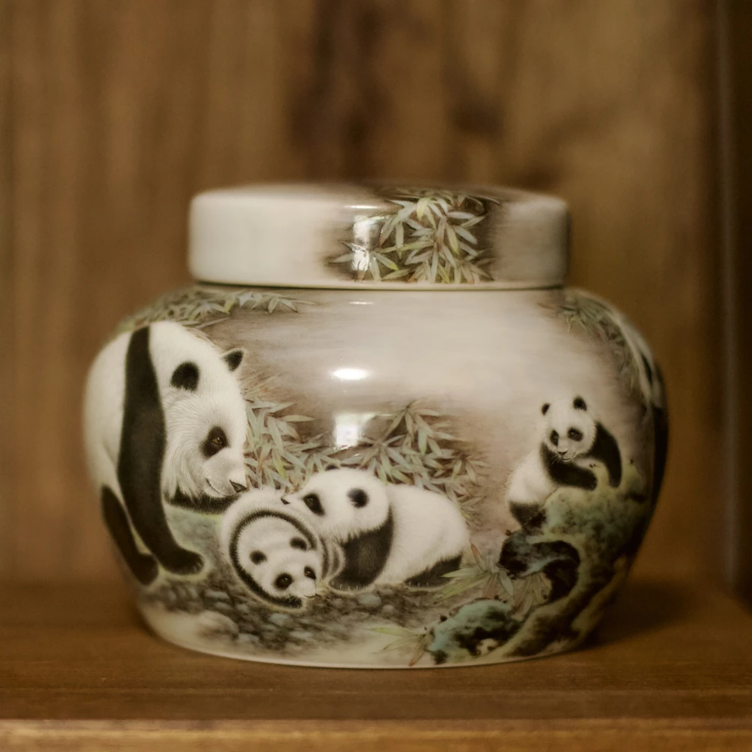 论艺堂 熊猫茶叶罐