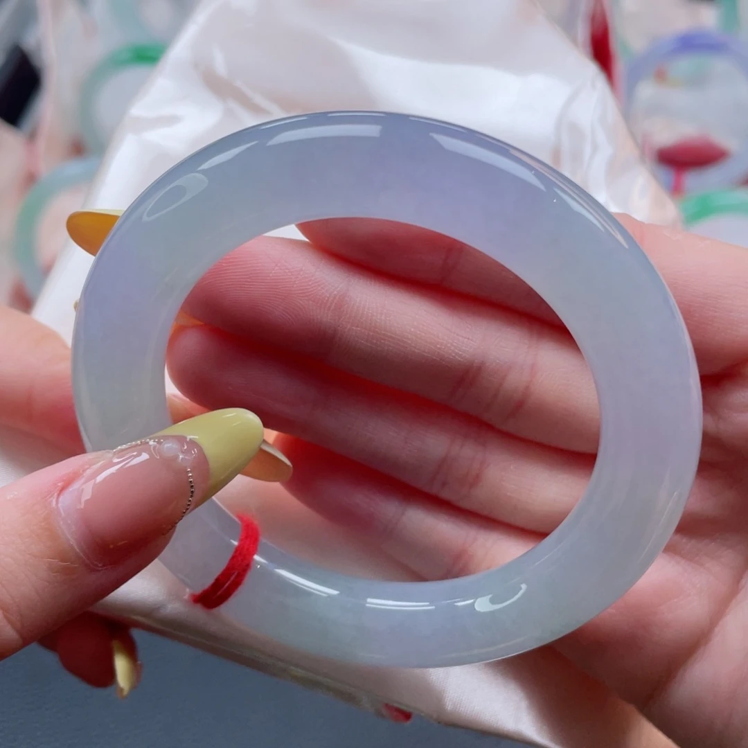 未镶嵌手镯翡翠54.9冰椿绚烂多姿 肉质细腻冰透 力推47号