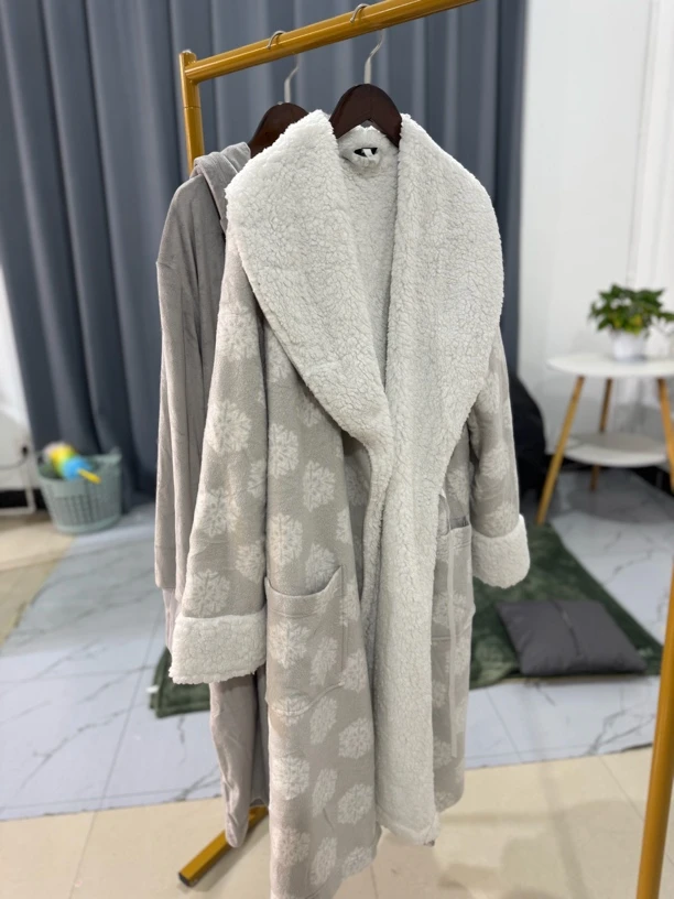 时尚简约2396休闲大码宽松男女同款居家服睡袍